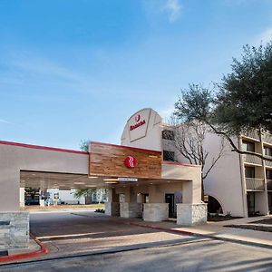 Ramada By Wyndham Austin South